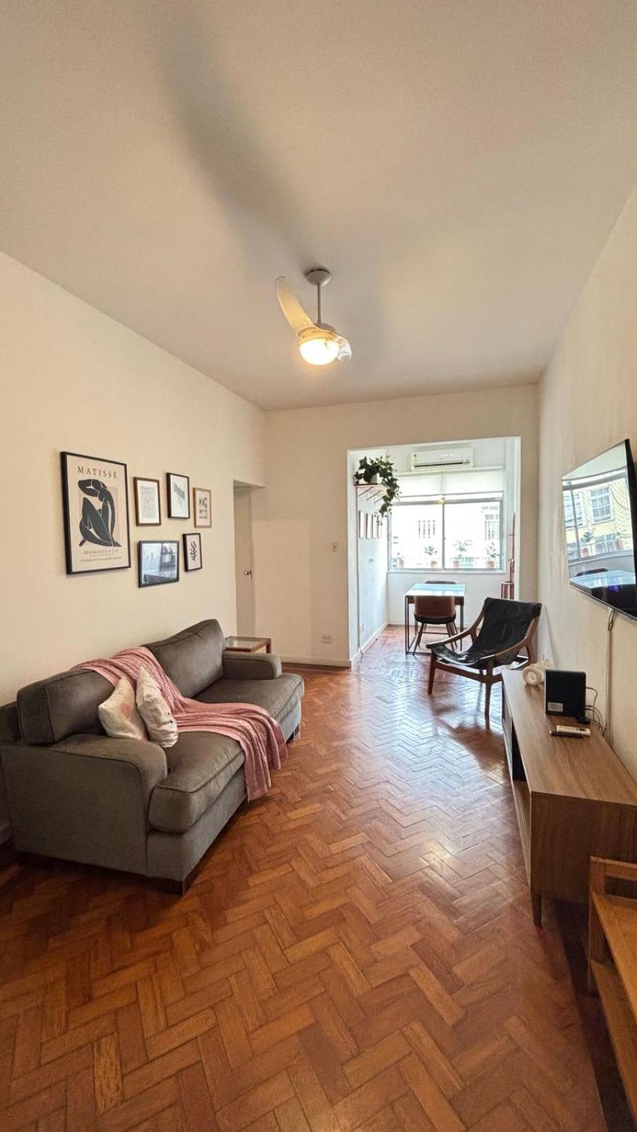 Lindo A 3 Minutos Da De Copacabana N.s 166/83 Apartamento